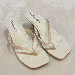 No Boundaries Women's Beige Heeled Sandals